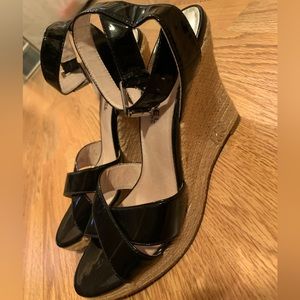 Micheal kors wicker platform strapped sandals